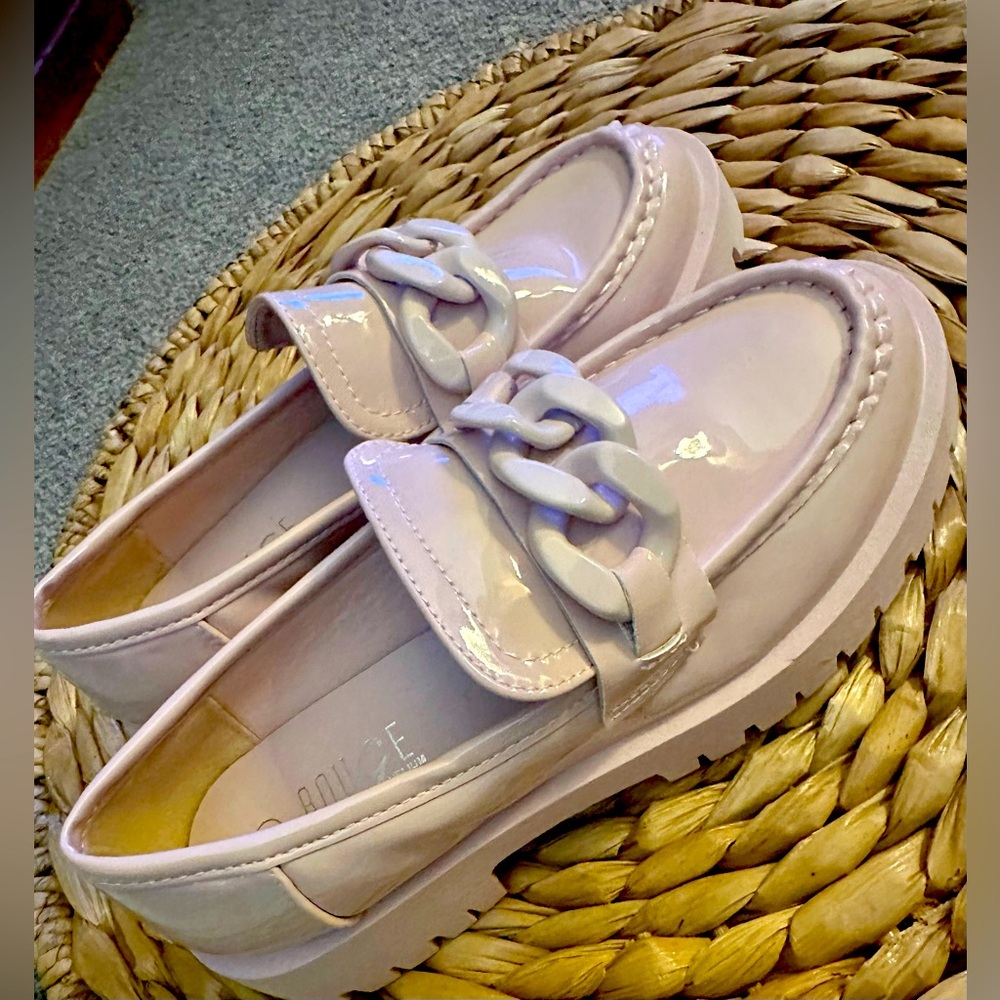 Rouge Helium Faux Paten Leather Chunky Loafersize 7.5 Pink